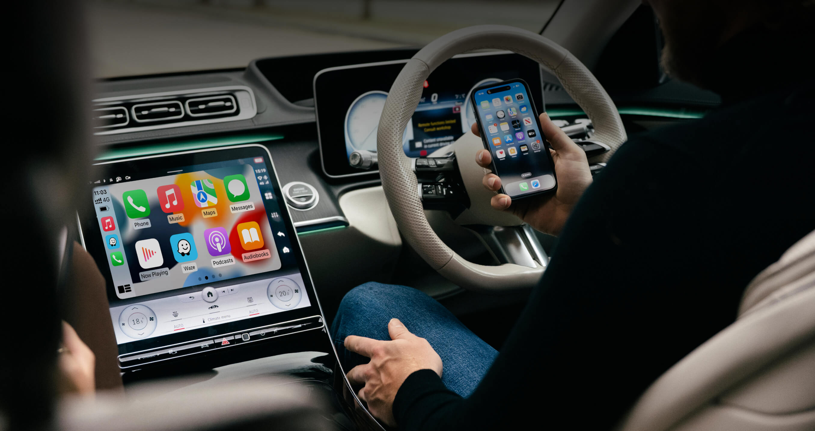 <h4><strong>CarPlay Gan Sreang Gan Mhoill agus Android Auto</strong></h4>